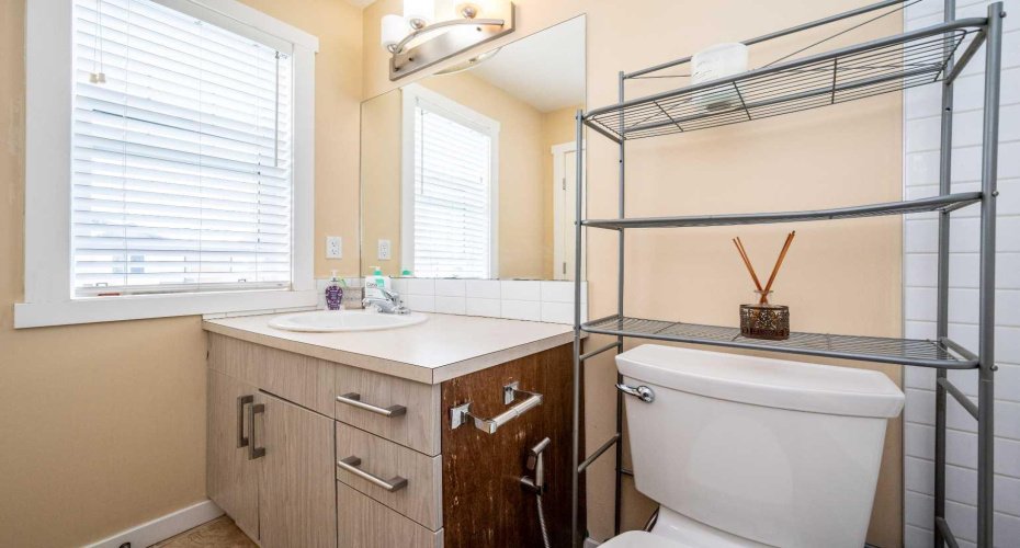 60 Covecreek Mews, Calgary, Alberta T3K 0J6, 3 Bedrooms Bedrooms, ,4 BathroomsBathrooms,Residential,For Sale,Covecreek,A2297761