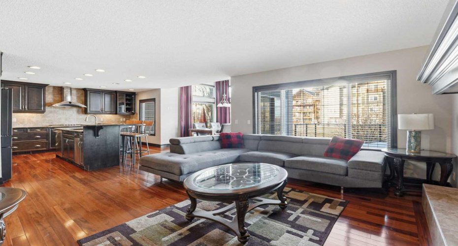 224 Everbrook Way, Calgary, Alberta T2Y0E8, 4 Bedrooms Bedrooms, ,4 BathroomsBathrooms,Residential,For Sale,Everbrook,A2297787