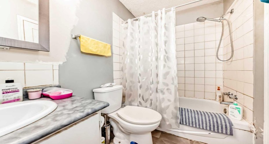 4809 60 Street, Calgary, Alberta T1Y 3B8, 4 Bedrooms Bedrooms, ,2 BathroomsBathrooms,Residential,For Sale,60,A2297843