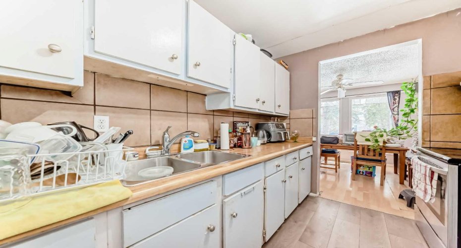 4809 60 Street, Calgary, Alberta T1Y 3B8, 4 Bedrooms Bedrooms, ,2 BathroomsBathrooms,Residential,For Sale,60,A2297843