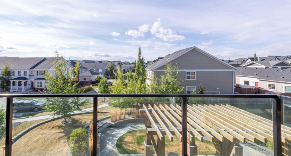 145 Burma Star Road, Calgary, Alberta T3E 8A8, 1 Bedroom Bedrooms, ,1 BathroomBathrooms,Residential,For Sale,Burma Star,A2297961