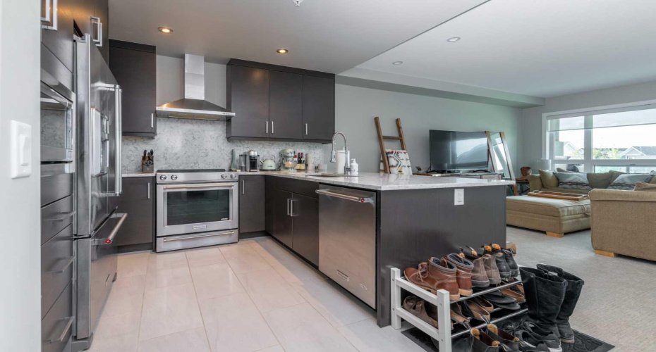 145 Burma Star Road, Calgary, Alberta T3E 8A8, 1 Bedroom Bedrooms, ,1 BathroomBathrooms,Residential,For Sale,Burma Star,A2297961