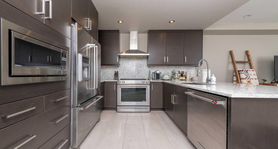 145 Burma Star Road, Calgary, Alberta T3E 8A8, 1 Bedroom Bedrooms, ,1 BathroomBathrooms,Residential,For Sale,Burma Star,A2297961