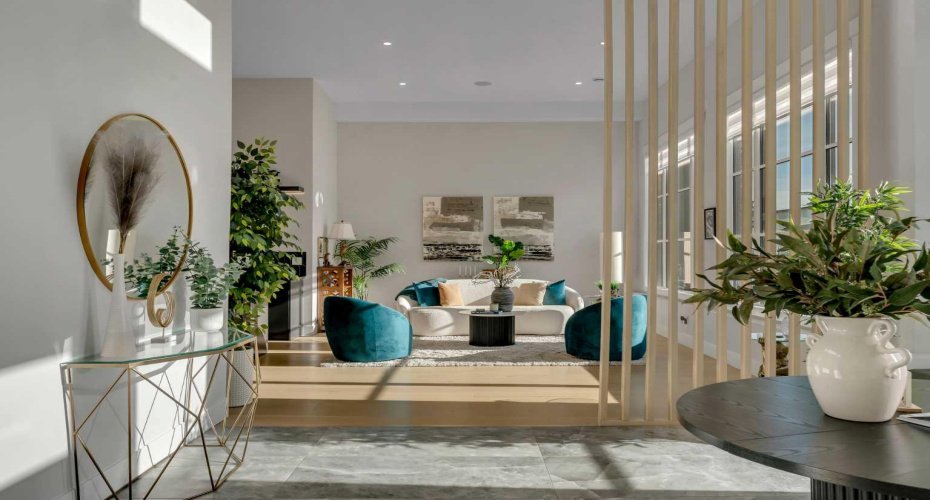 800 Elkton Close, Calgary, Alberta T3H 1W6, 5 Bedrooms Bedrooms, ,6 BathroomsBathrooms,Residential,For Sale,Elkton,A2298003