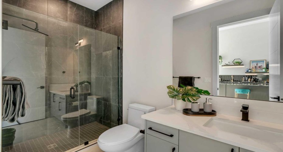 800 Elkton Close, Calgary, Alberta T3H 1W6, 5 Bedrooms Bedrooms, ,6 BathroomsBathrooms,Residential,For Sale,Elkton,A2298003