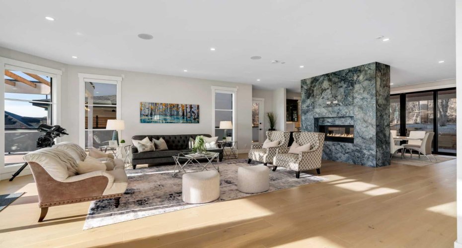 800 Elkton Close, Calgary, Alberta T3H 1W6, 5 Bedrooms Bedrooms, ,6 BathroomsBathrooms,Residential,For Sale,Elkton,A2298003