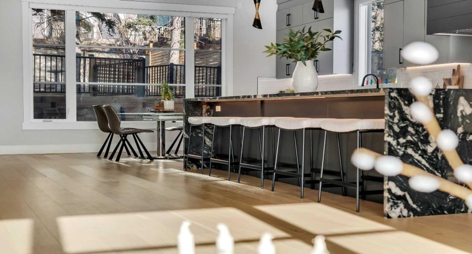 800 Elkton Close, Calgary, Alberta T3H 1W6, 5 Bedrooms Bedrooms, ,6 BathroomsBathrooms,Residential,For Sale,Elkton,A2298003