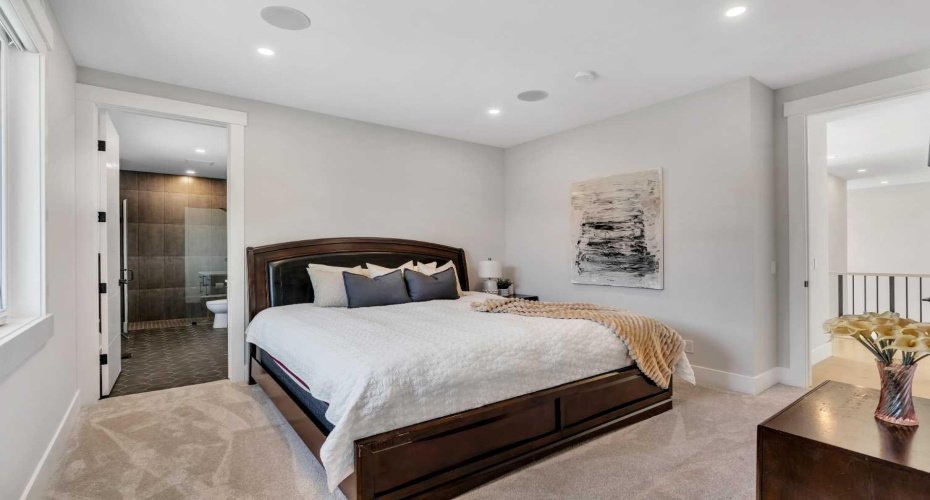 800 Elkton Close, Calgary, Alberta T3H 1W6, 5 Bedrooms Bedrooms, ,6 BathroomsBathrooms,Residential,For Sale,Elkton,A2298003