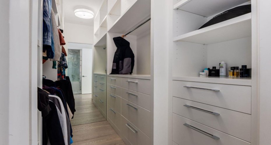 106 Pumpridge Place, Calgary, Alberta T2V5E7, 5 Bedrooms Bedrooms, ,6 BathroomsBathrooms,Residential,For Sale,Pumpridge,A2292405