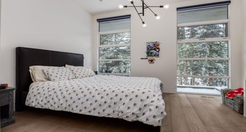 106 Pumpridge Place, Calgary, Alberta T2V5E7, 5 Bedrooms Bedrooms, ,6 BathroomsBathrooms,Residential,For Sale,Pumpridge,A2292405