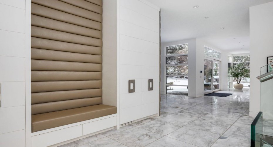 106 Pumpridge Place, Calgary, Alberta T2V5E7, 5 Bedrooms Bedrooms, ,6 BathroomsBathrooms,Residential,For Sale,Pumpridge,A2292405