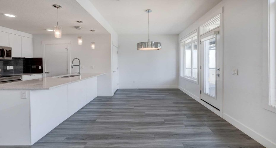 10060 46 Street, Calgary, Alberta T3J 2H8, 3 Bedrooms Bedrooms, ,3 BathroomsBathrooms,Residential,For Sale,46,A2293943