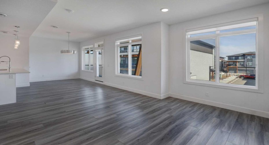 10060 46 Street, Calgary, Alberta T3J 2H8, 3 Bedrooms Bedrooms, ,3 BathroomsBathrooms,Residential,For Sale,46,A2293943