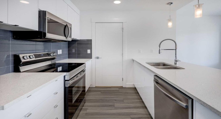 10060 46 Street, Calgary, Alberta T3J 2H8, 3 Bedrooms Bedrooms, ,3 BathroomsBathrooms,Residential,For Sale,46,A2293943