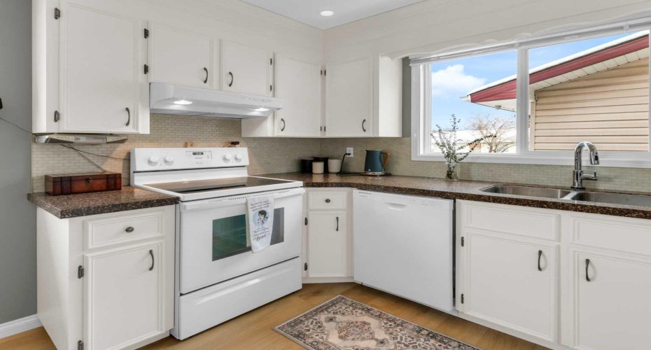 4640 Rundlehill Road, Calgary, Alberta T1Y 2P5, 4 Bedrooms Bedrooms, ,3 BathroomsBathrooms,Residential,For Sale,Rundlehill,A2295016