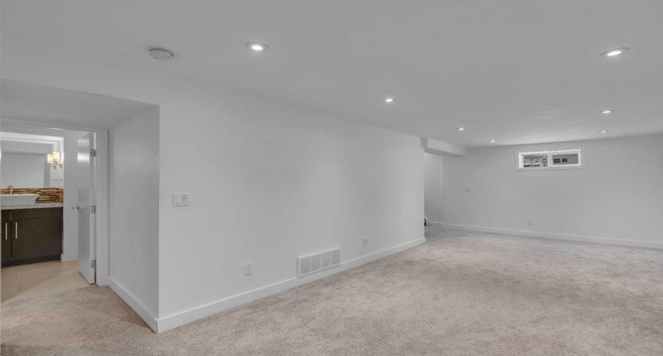 113 Langton Drive, Calgary, Alberta T3E 5G1, 4 Bedrooms Bedrooms, ,3 BathroomsBathrooms,Residential,For Sale,Langton,A2295562