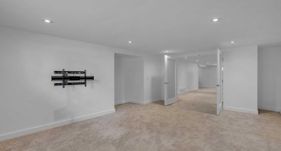 113 Langton Drive, Calgary, Alberta T3E 5G1, 4 Bedrooms Bedrooms, ,3 BathroomsBathrooms,Residential,For Sale,Langton,A2295562