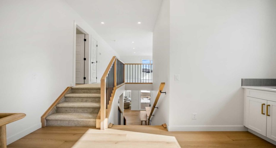 28 Sunvalley View, Cochrane, Alberta T4C 0X8, 4 Bedrooms Bedrooms, ,4 BathroomsBathrooms,Residential,For Sale,Sunvalley,A2295678