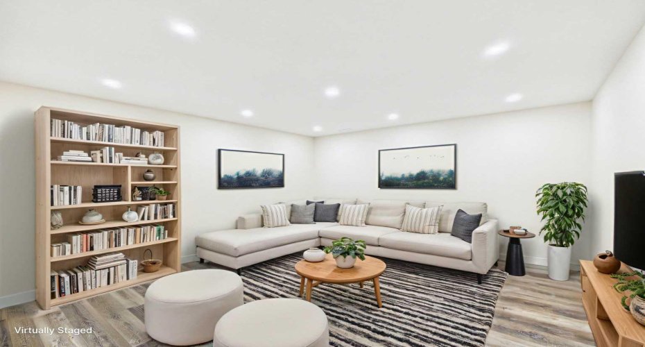 156 Rainbow Falls Heath, Chestermere, Alberta T1X0S7, 5 Bedrooms Bedrooms, ,4 BathroomsBathrooms,Residential,For Sale,Rainbow Falls,A2297410