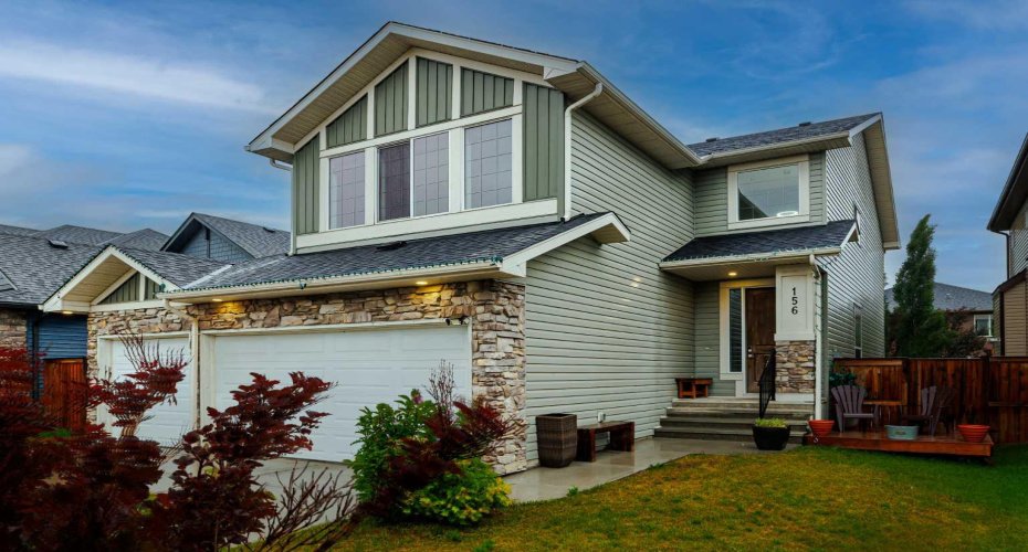156 Rainbow Falls Heath, Chestermere, Alberta T1X0S7, 5 Bedrooms Bedrooms, ,4 BathroomsBathrooms,Residential,For Sale,Rainbow Falls,A2297410