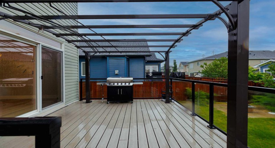 156 Rainbow Falls Heath, Chestermere, Alberta T1X0S7, 5 Bedrooms Bedrooms, ,4 BathroomsBathrooms,Residential,For Sale,Rainbow Falls,A2297410