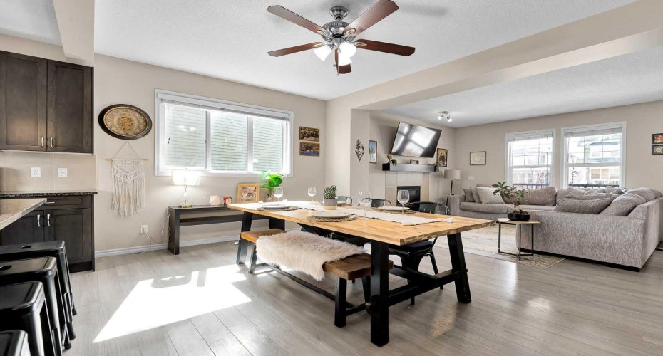 151 Heritage Drive, Cochrane, Alberta T4C0Y3, 5 Bedrooms Bedrooms, ,4 BathroomsBathrooms,Residential,For Sale,Heritage,A2298031