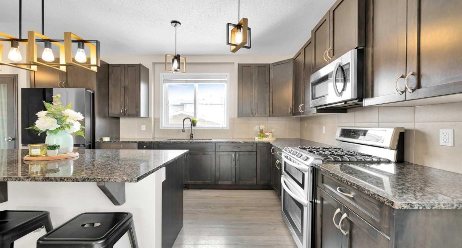 151 Heritage Drive, Cochrane, Alberta T4C0Y3, 5 Bedrooms Bedrooms, ,4 BathroomsBathrooms,Residential,For Sale,Heritage,A2298031