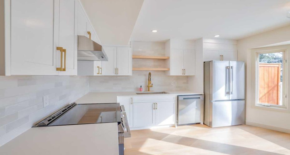 264 Cedarwood Park, Calgary, Alberta T2W 5X6, 3 Bedrooms Bedrooms, ,2 BathroomsBathrooms,Residential,For Sale,Cedarwood,A2298222