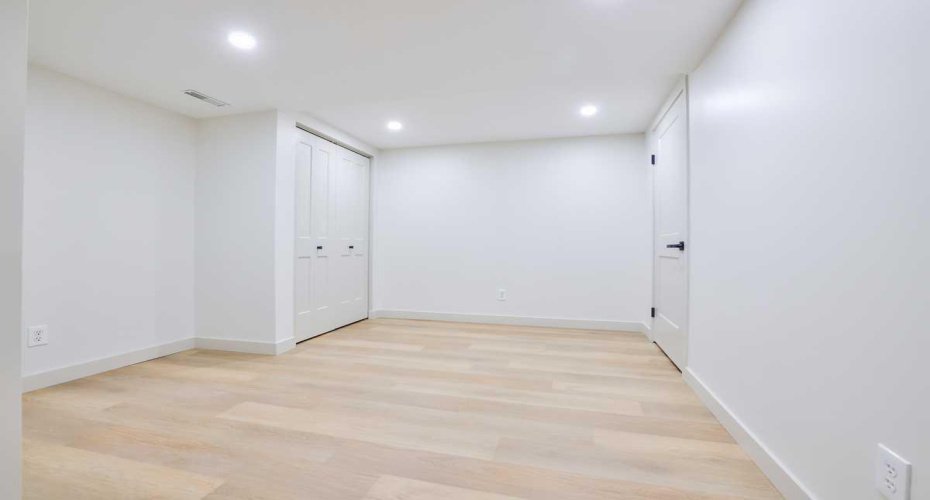 264 Cedarwood Park, Calgary, Alberta T2W 5X6, 3 Bedrooms Bedrooms, ,2 BathroomsBathrooms,Residential,For Sale,Cedarwood,A2298222