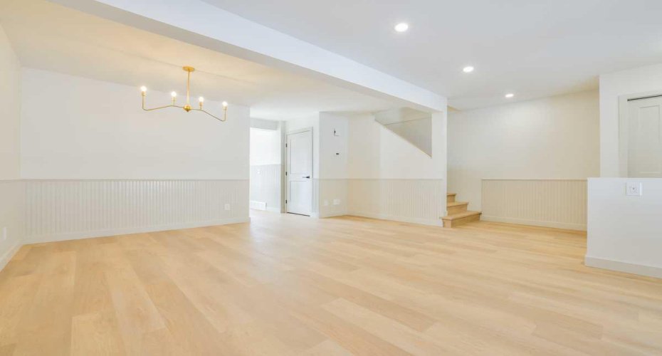 264 Cedarwood Park, Calgary, Alberta T2W 5X6, 3 Bedrooms Bedrooms, ,2 BathroomsBathrooms,Residential,For Sale,Cedarwood,A2298222