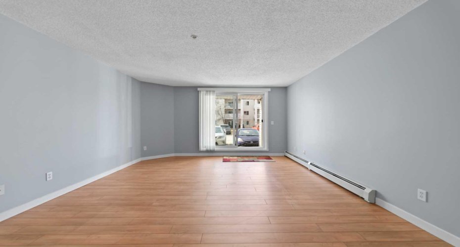 6224 17 Avenue, Calgary, Alberta T2A 7X8, 2 Bedrooms Bedrooms, ,1 BathroomBathrooms,Residential,For Sale,17,A2298230