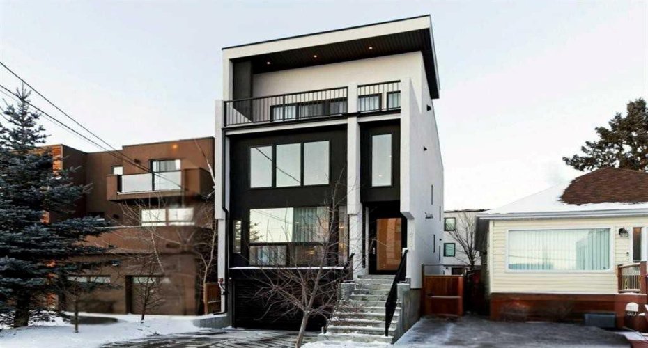 1710 35 Avenue, Calgary, Alberta T2T 2B7, 3 Bedrooms Bedrooms, ,4 BathroomsBathrooms,Residential,For Sale,35,A2280856
