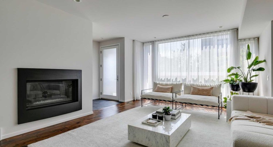 1710 35 Avenue, Calgary, Alberta T2T 2B7, 3 Bedrooms Bedrooms, ,4 BathroomsBathrooms,Residential,For Sale,35,A2280856