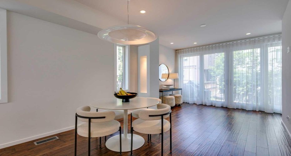 1710 35 Avenue, Calgary, Alberta T2T 2B7, 3 Bedrooms Bedrooms, ,4 BathroomsBathrooms,Residential,For Sale,35,A2280856