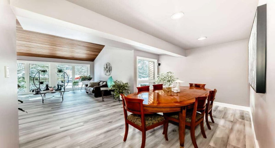 2002 Pump Hill Way, Calgary, Alberta T2V 4M4, 6 Bedrooms Bedrooms, ,4 BathroomsBathrooms,Residential,For Sale,Pump Hill,A2298256