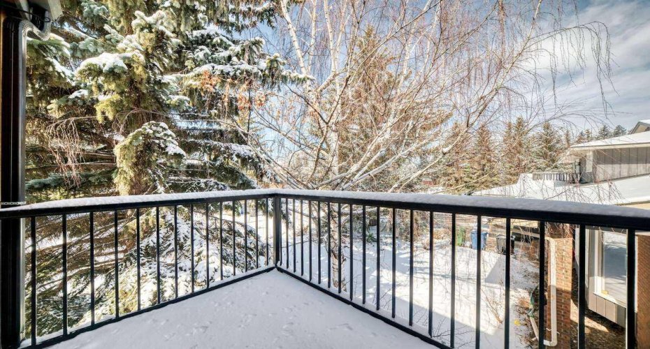 2002 Pump Hill Way, Calgary, Alberta T2V 4M4, 6 Bedrooms Bedrooms, ,4 BathroomsBathrooms,Residential,For Sale,Pump Hill,A2298256