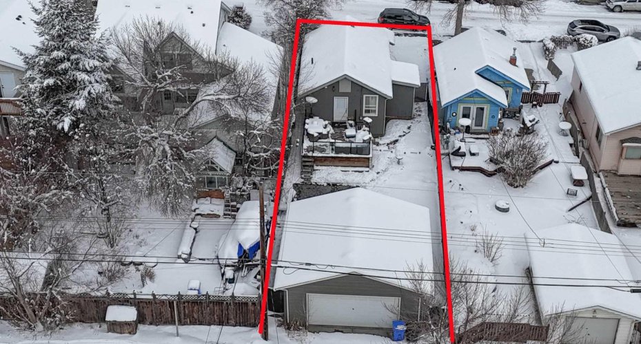 129 30 Avenue, Calgary, Alberta t2m2n1, 3 Bedrooms Bedrooms, ,2 BathroomsBathrooms,Residential,For Sale,30,A2287069