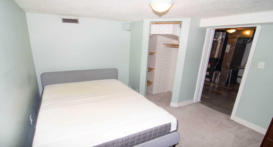 129 30 Avenue, Calgary, Alberta t2m2n1, 3 Bedrooms Bedrooms, ,2 BathroomsBathrooms,Residential,For Sale,30,A2287069