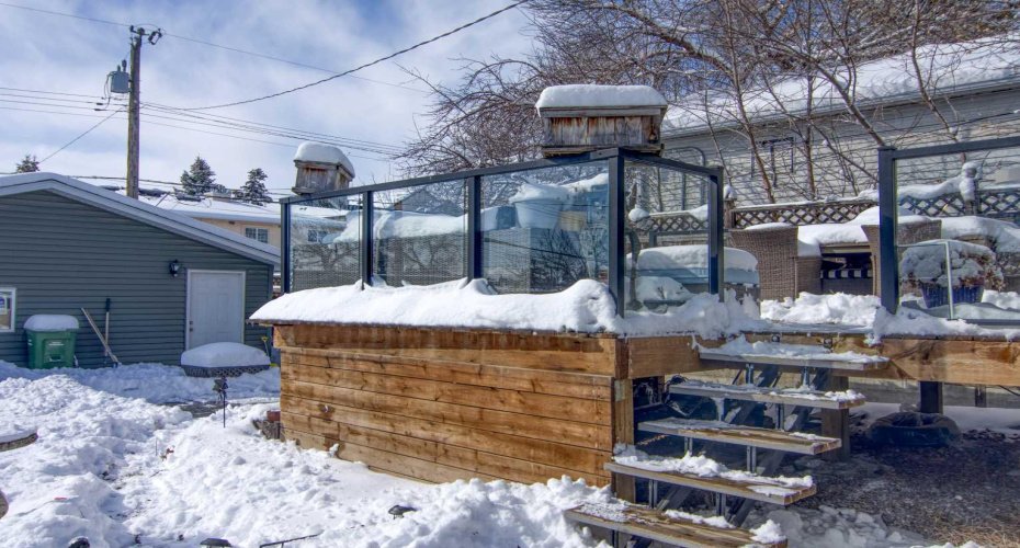 129 30 Avenue, Calgary, Alberta t2m2n1, 3 Bedrooms Bedrooms, ,2 BathroomsBathrooms,Residential,For Sale,30,A2287069