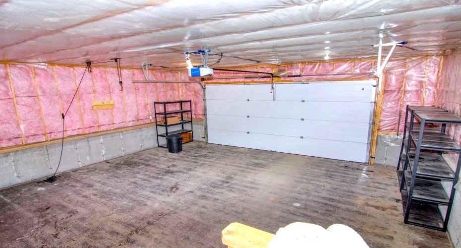 129 30 Avenue, Calgary, Alberta t2m2n1, 3 Bedrooms Bedrooms, ,2 BathroomsBathrooms,Residential,For Sale,30,A2287069