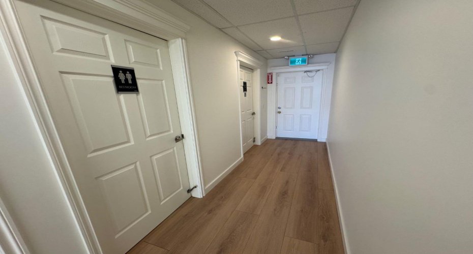 14 Crystalridge Drive, Okotoks, Alberta T1S 2C3, ,Commercial,For Lease,Crystalridge,A2298355