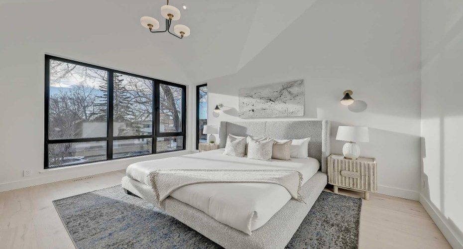 2008 8 Avenue, Calgary, Alberta T2G 0N7, 4 Bedrooms Bedrooms, ,5 BathroomsBathrooms,Residential,For Sale,8,A2297005