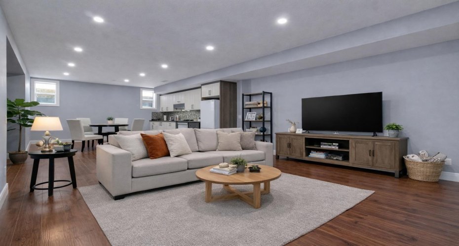 302 Kinniburgh Rd, Chestermere, Alberta T1X0Y6, 6 Bedrooms Bedrooms, ,5 BathroomsBathrooms,Residential,For Sale,Kinniburgh Rd,A2297073