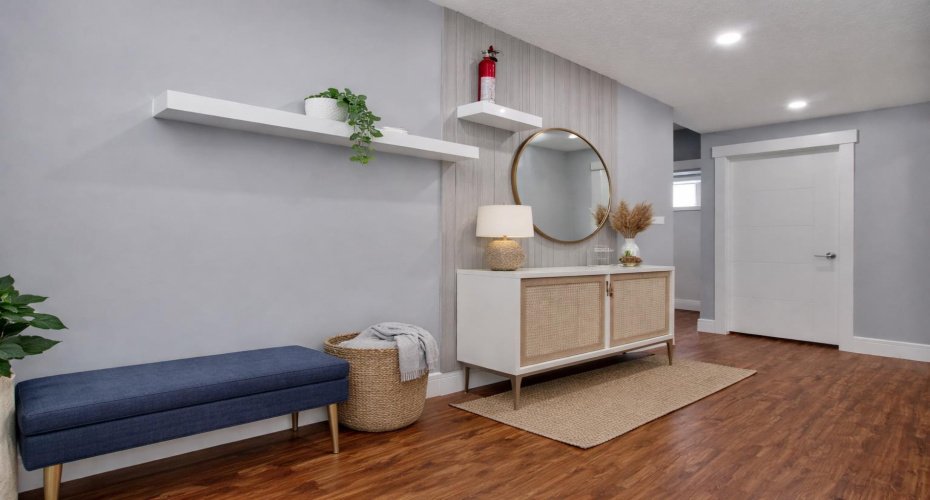 302 Kinniburgh Rd, Chestermere, Alberta T1X0Y6, 6 Bedrooms Bedrooms, ,5 BathroomsBathrooms,Residential,For Sale,Kinniburgh Rd,A2297073