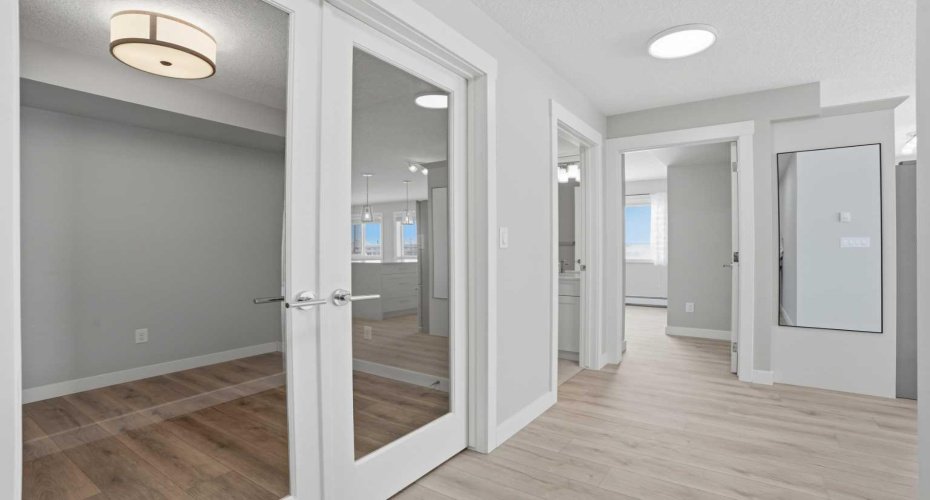 Bonus room, perfect as an office or den.