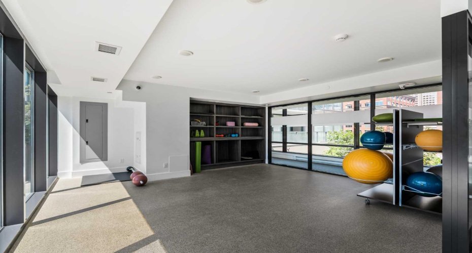 310 12 Avenue, Calgary, Alberta T2R 1B5, 1 Bedroom Bedrooms, ,1 BathroomBathrooms,Residential,For Sale,12,A2295979