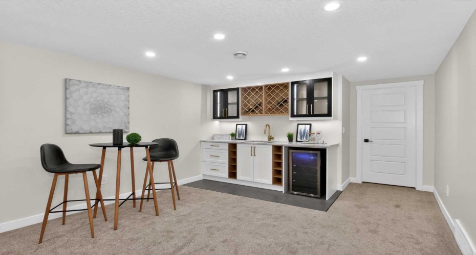 12031 Candiac Road, Calgary, Alberta T2W1L1, 4 Bedrooms Bedrooms, ,4 BathroomsBathrooms,Residential,For Sale,Candiac,A2297412