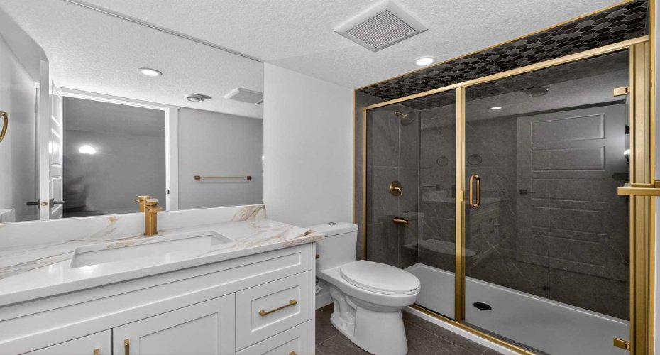 12031 Candiac Road, Calgary, Alberta T2W1L1, 4 Bedrooms Bedrooms, ,4 BathroomsBathrooms,Residential,For Sale,Candiac,A2297412