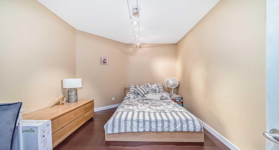 1000 15 Avenue, Calgary, Alberta T2R 0S6, 1 Bedroom Bedrooms, ,1 BathroomBathrooms,Residential,For Sale,15,A2297520