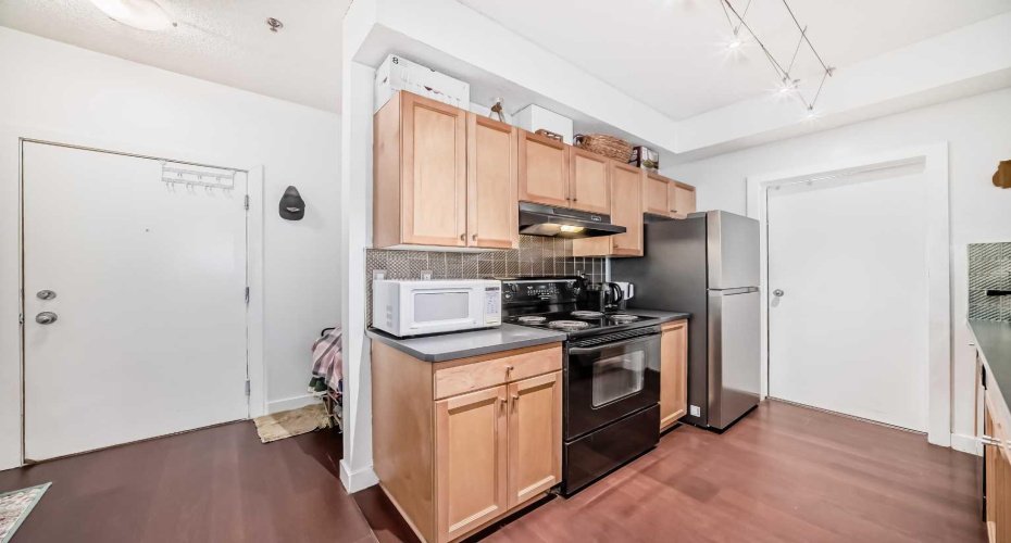 1000 15 Avenue, Calgary, Alberta T2R 0S6, 1 Bedroom Bedrooms, ,1 BathroomBathrooms,Residential,For Sale,15,A2297520